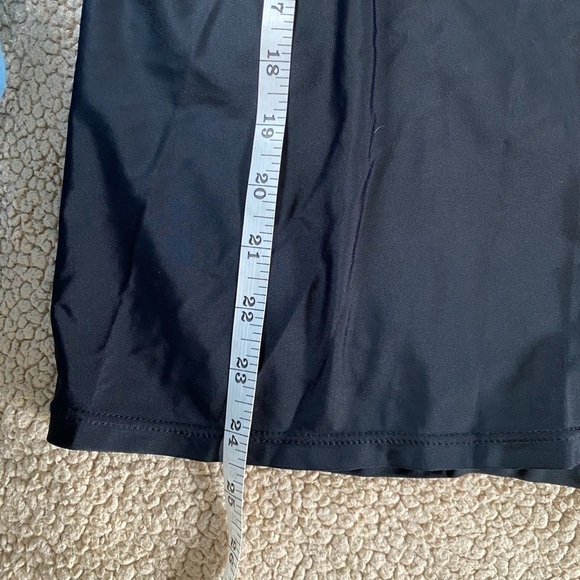 Women’s Black Open Back Tank Top, Size: Large - Picture 7 of 7